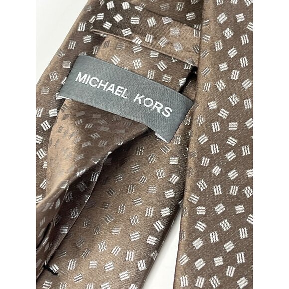 Michael Kors Mens Brown Tan Geometric 100% Silk Necktie Business Work - Picture 9 of 11